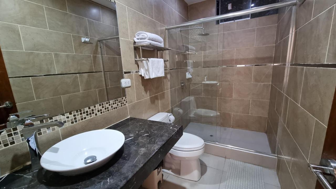 Hotel Imperio Real 特鲁希略 外观 照片