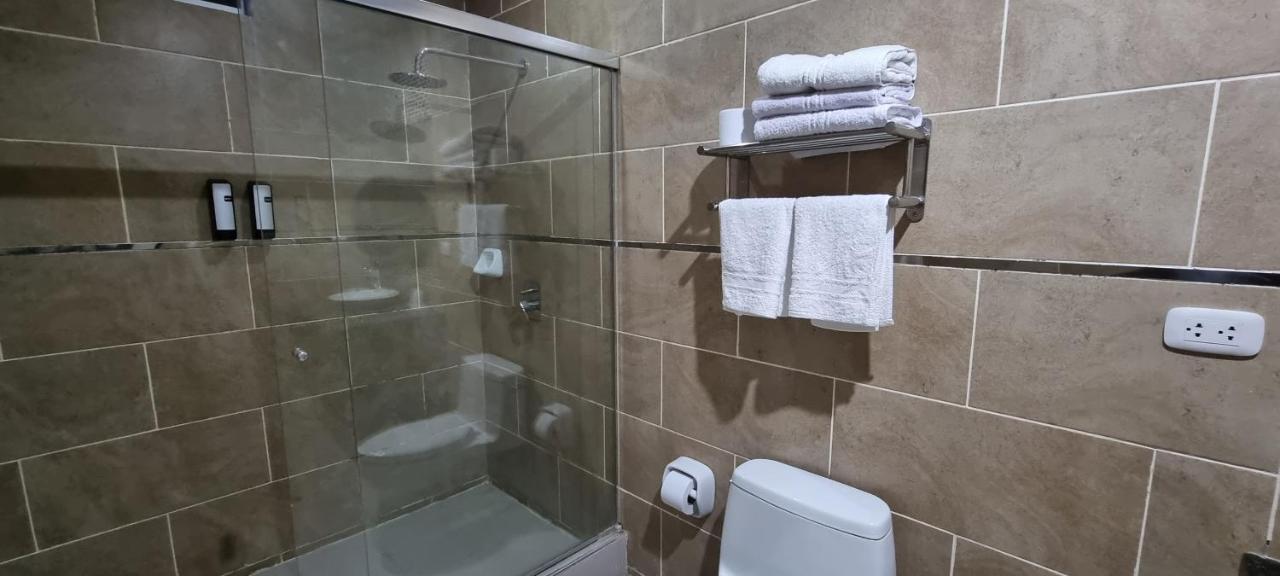 Hotel Imperio Real 特鲁希略 外观 照片